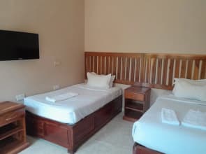 Premier Guest Lodge