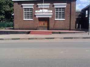 Sir Nick's Livingstone Lodge
