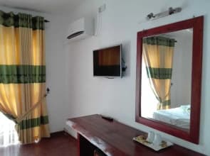 Aqua Reach Hotel