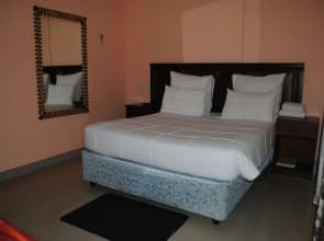 Sunset Junction Lodges & Tours