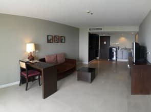Summer Spring Hotel