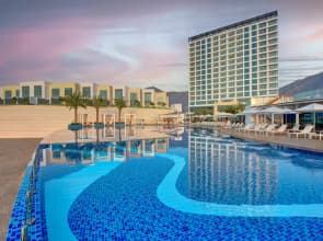 Royal M Hotel & Resort By Gewan Al Aqah Beach