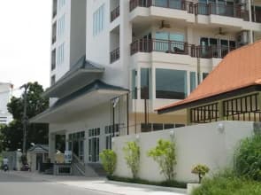 Emerald Palace Executive Residences
