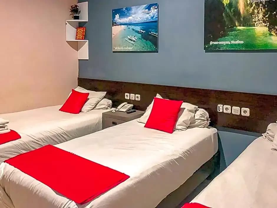 Standard Triple room