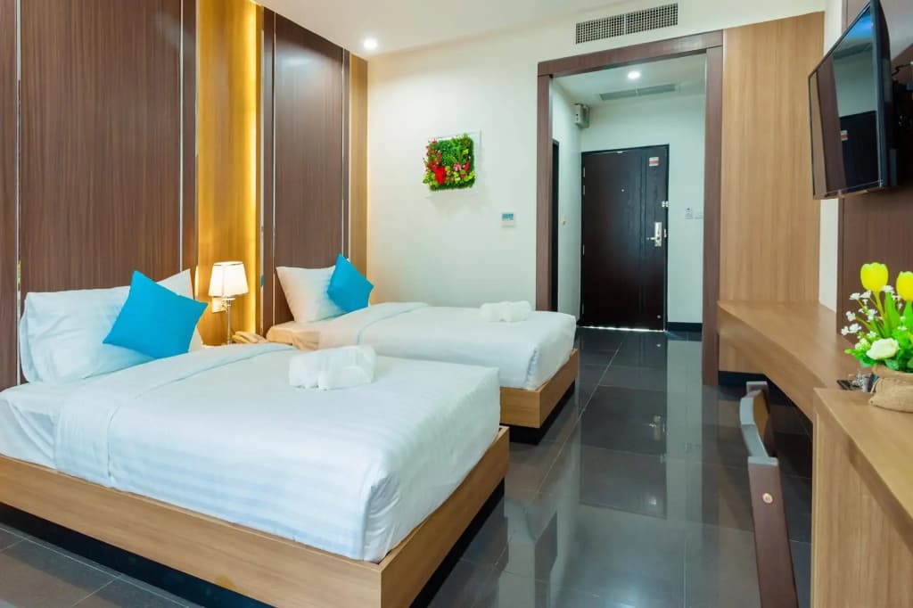 Deluxe Double room twin beds
