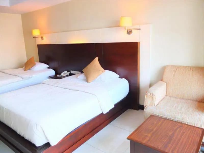 Executive Double Suite with balcony full double bed