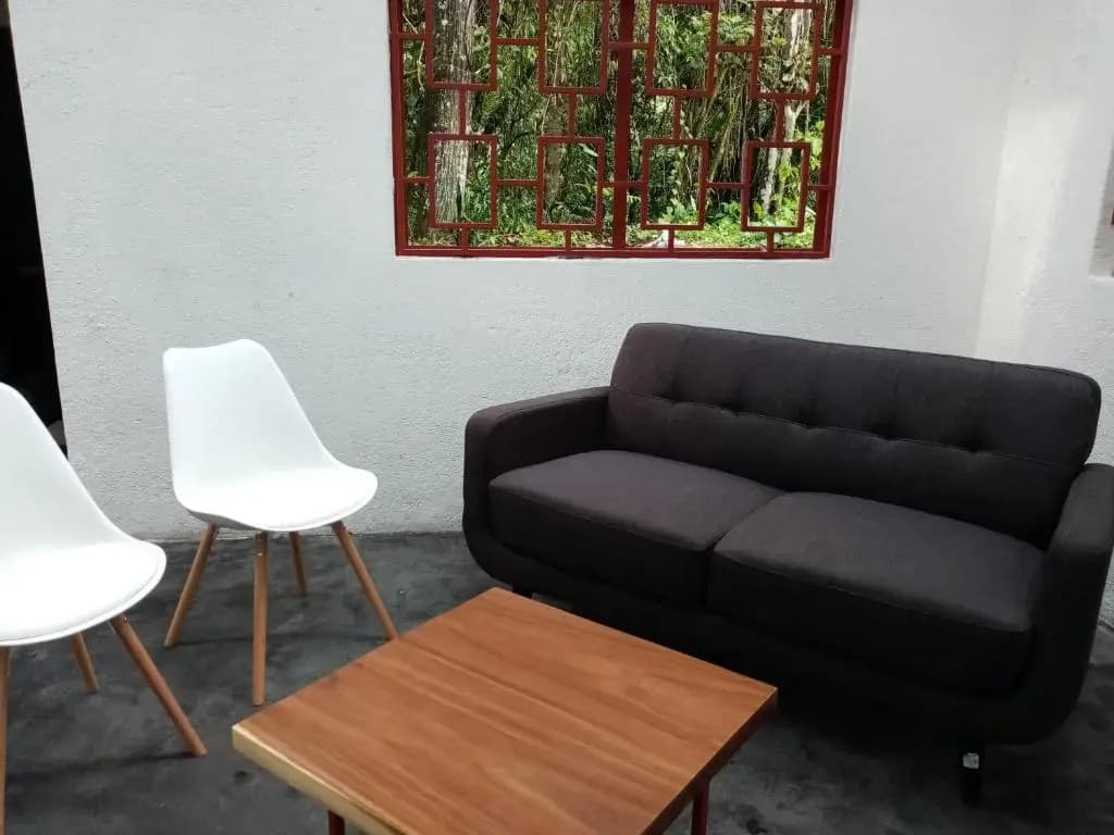 2 Bedrooms Cottage