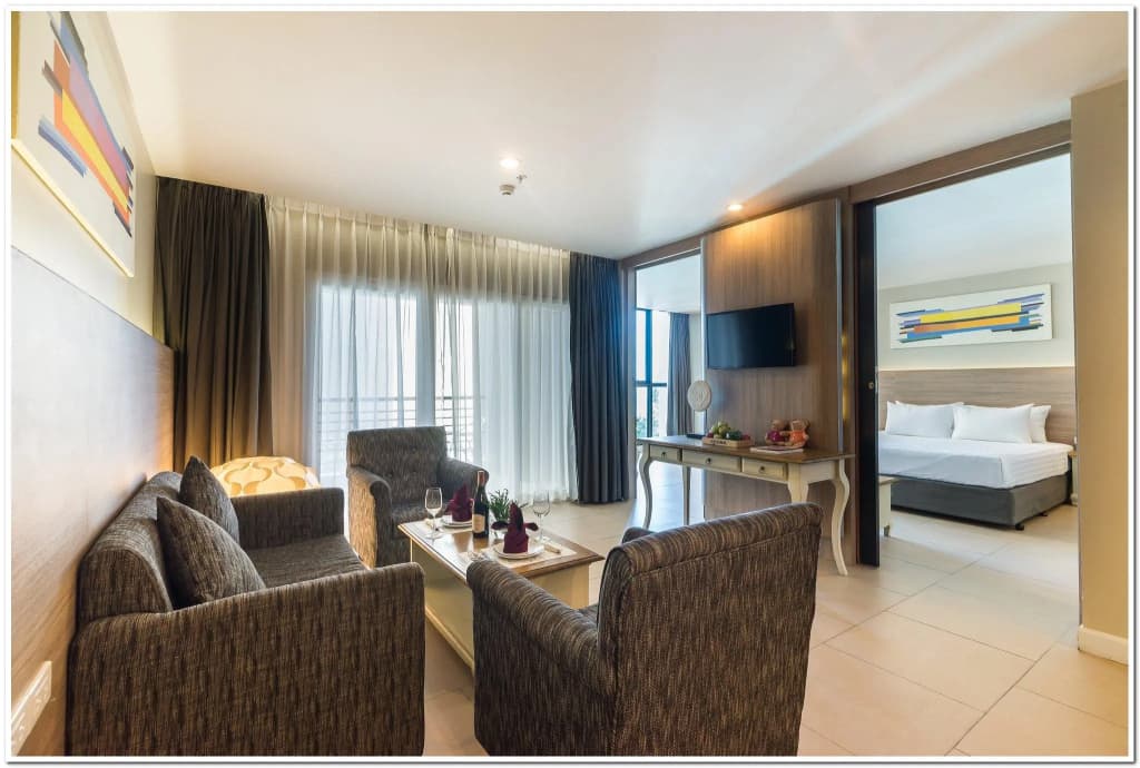 1 Bedroom Suite
