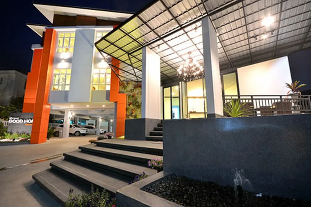 Hotel photo 1