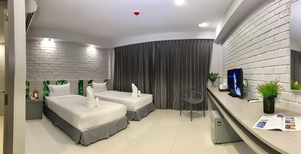 Hotel photo 1