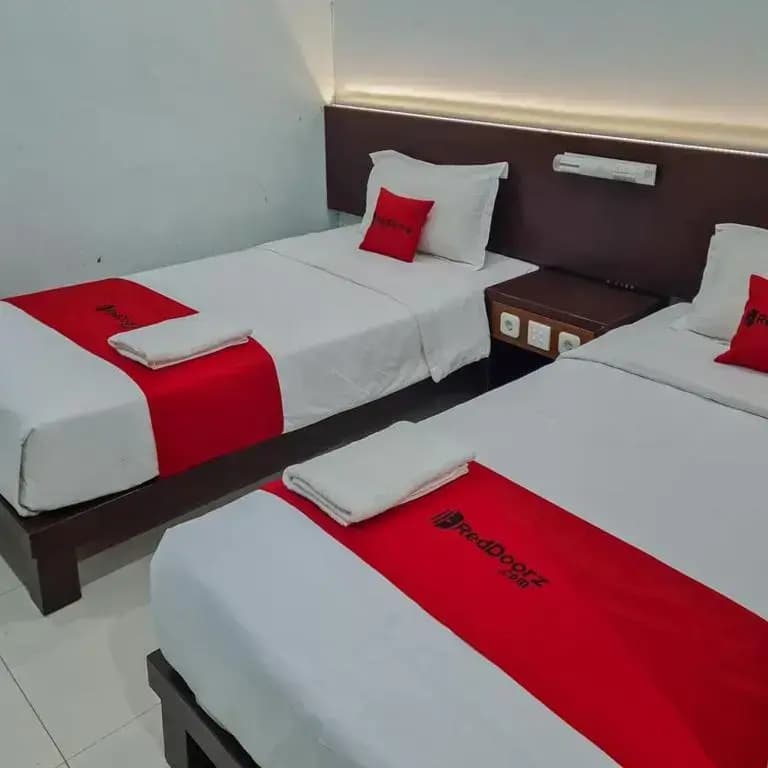Deluxe Double room twin beds