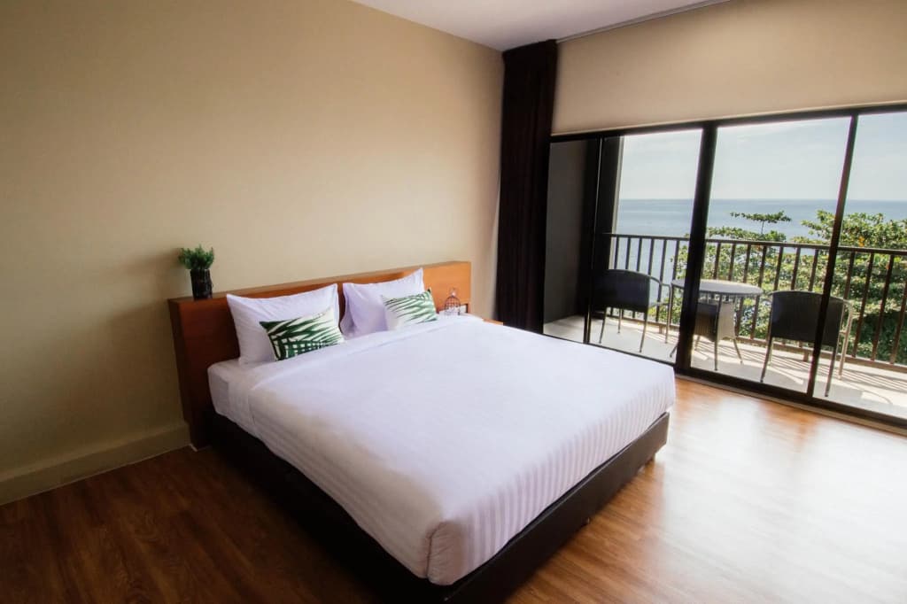 Deluxe room with sea view