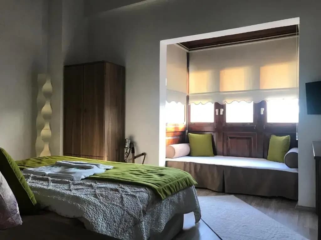 Deluxe Double room full double bed