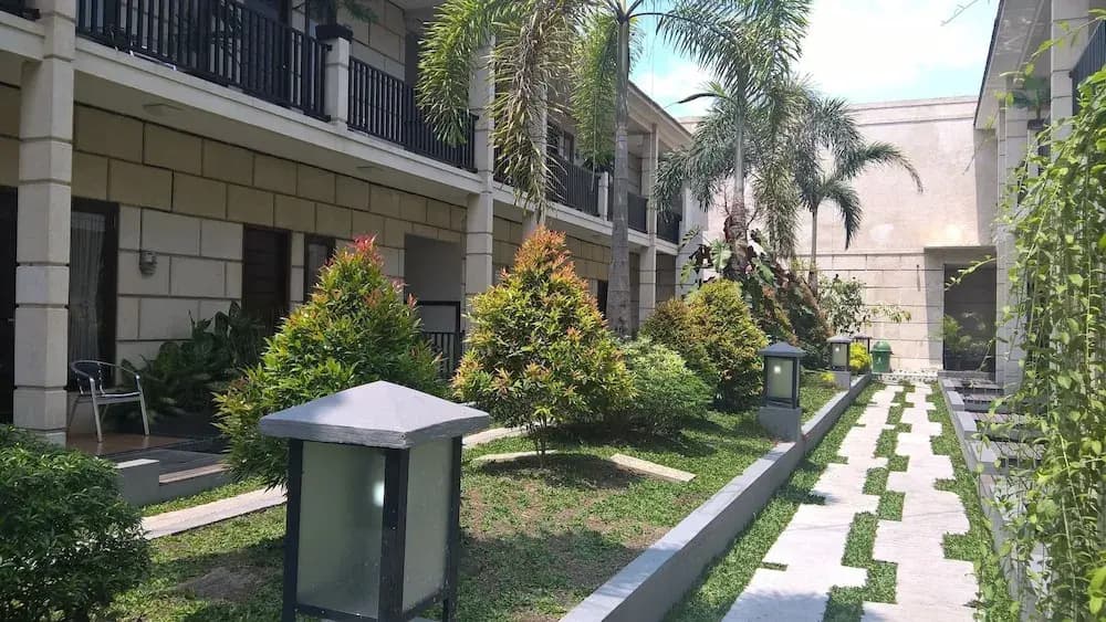 Hotel photo 1