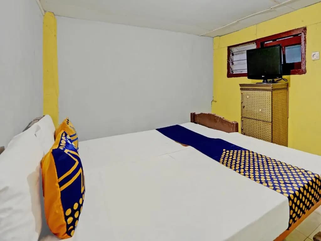 Economy room