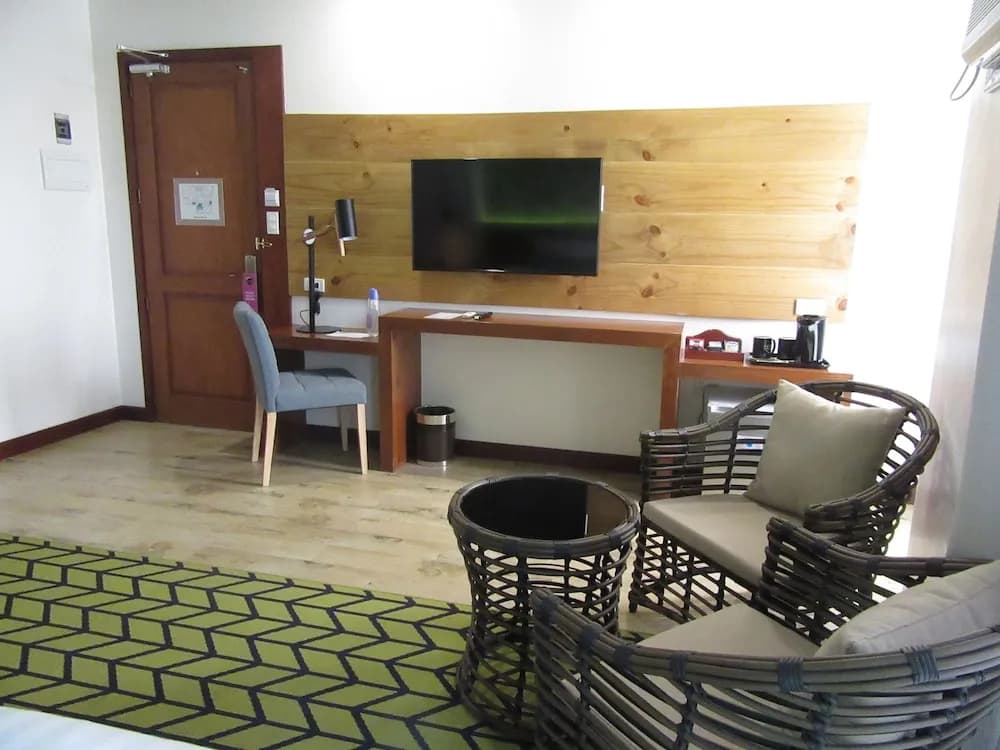 Business Suite with balcony