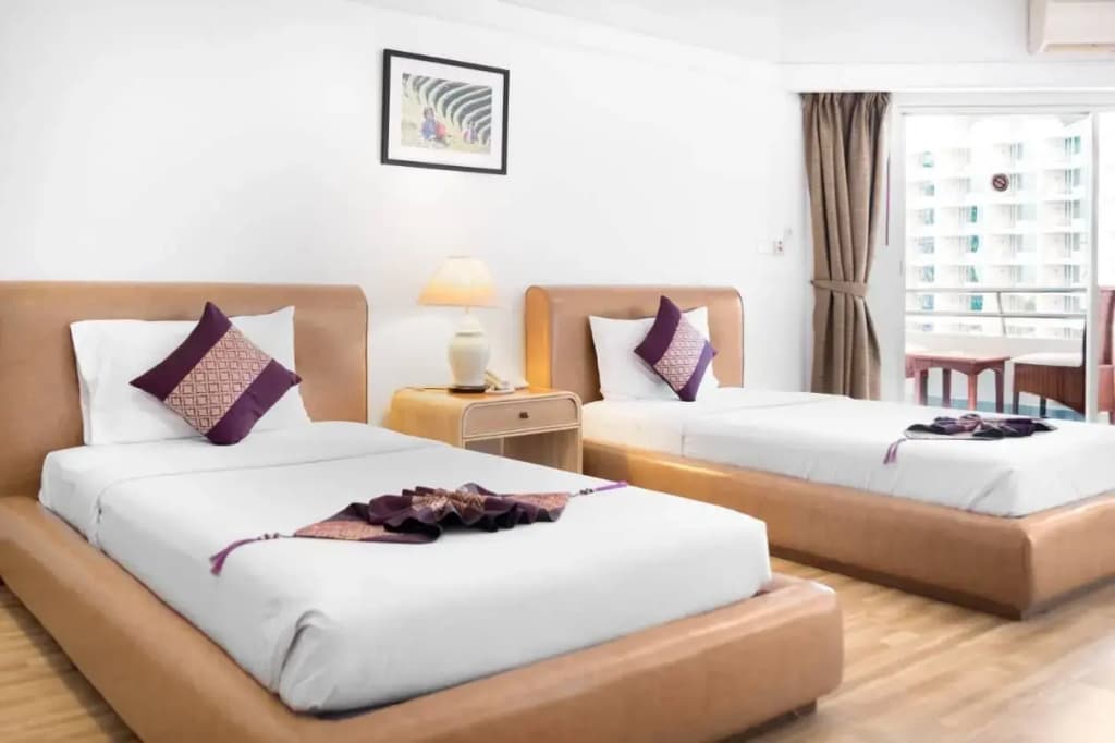 Deluxe Double room with sea view twin beds