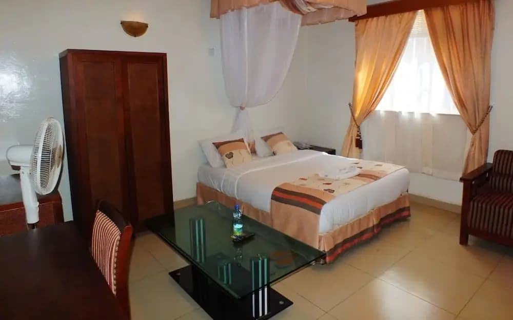 Hotel photo 5
