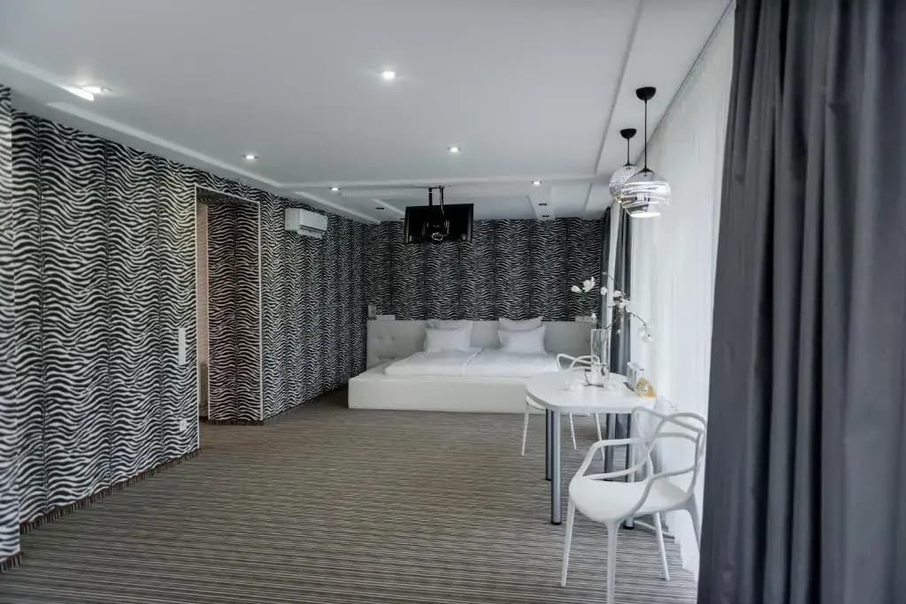 Premium room
