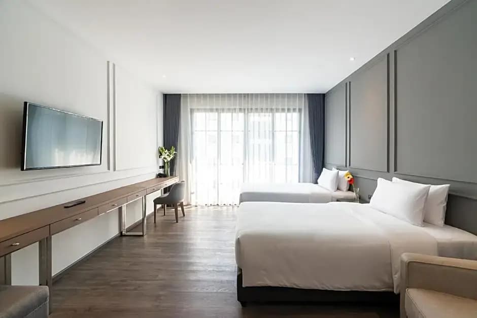 Deluxe Double room twin beds
