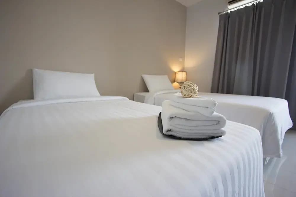 Deluxe Double room with balcony twin beds