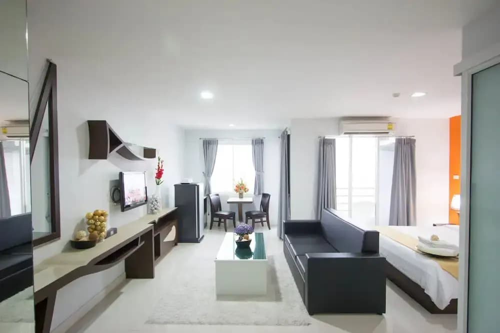 Standard Double room with balcony full double bed