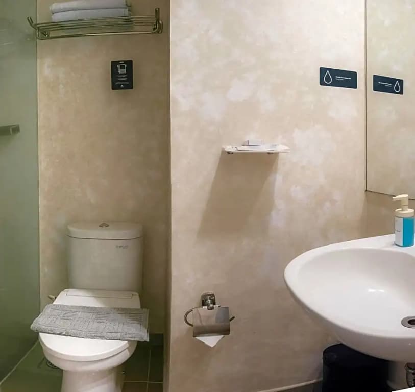 Economy room