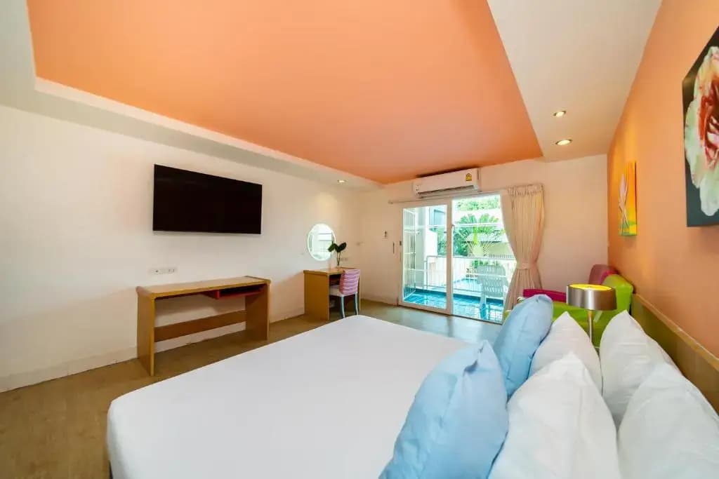Deluxe (balcony not guaranteed) Double room with pool view full double bed