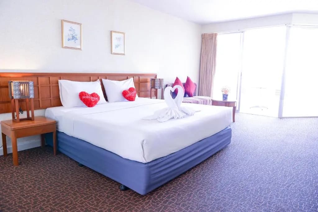 Deluxe Double room with sea view full double bed