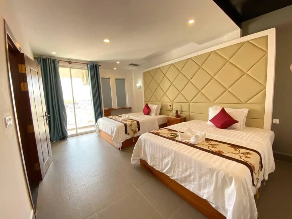 Deluxe Double room with balcony twin beds