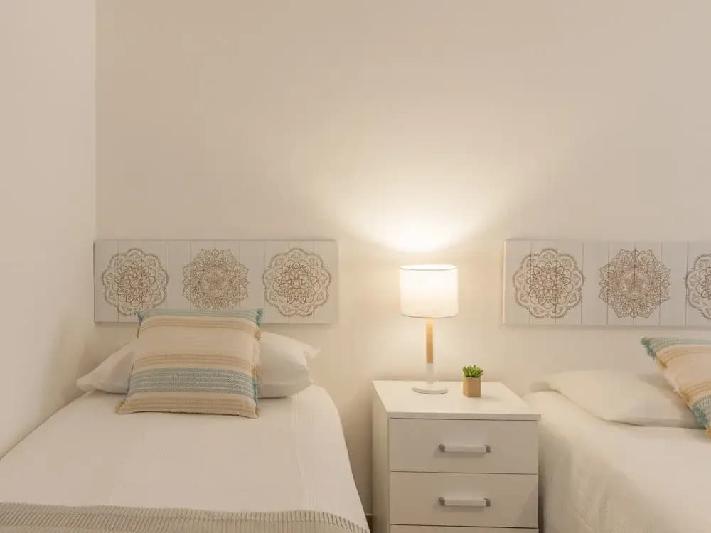 2 Bedrooms Apartment with balcony