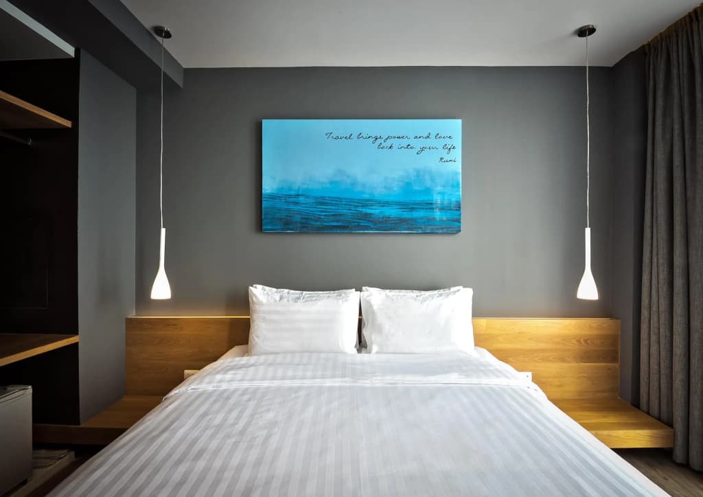 Standard room with pool view