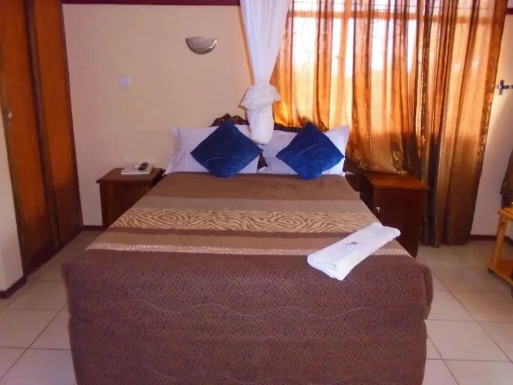 Standard Double room with balcony full double bed