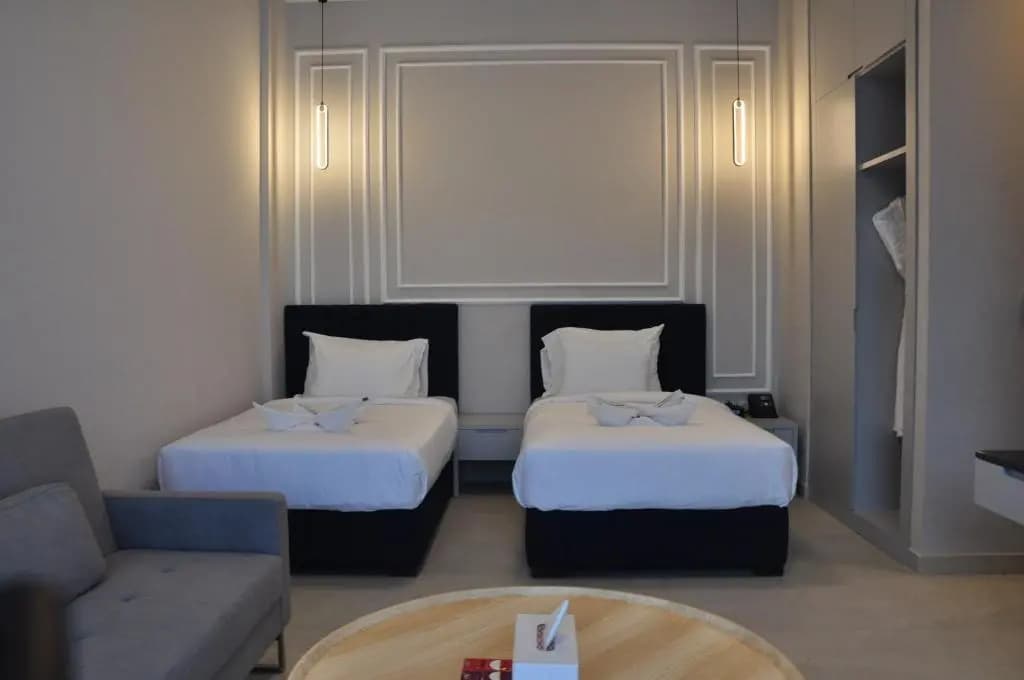 1 Bedroom Double Chalet with balcony twin beds