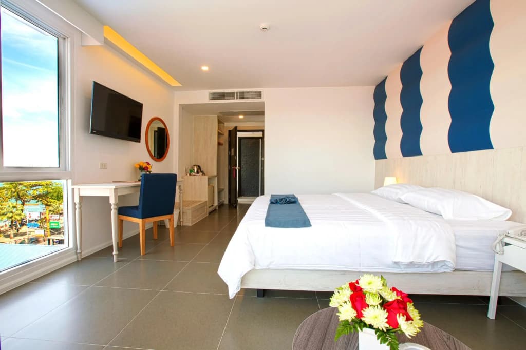 Superior room with sea view