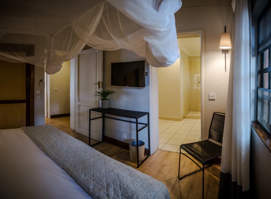 Luxury Suite