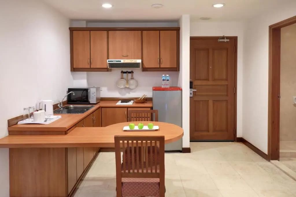 1 Bedroom Double Suite full double bed