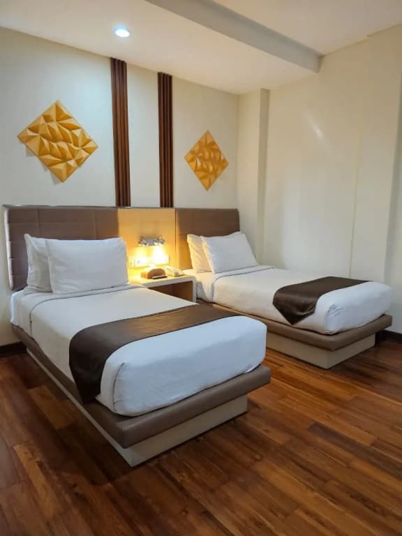 Deluxe Double room twin beds