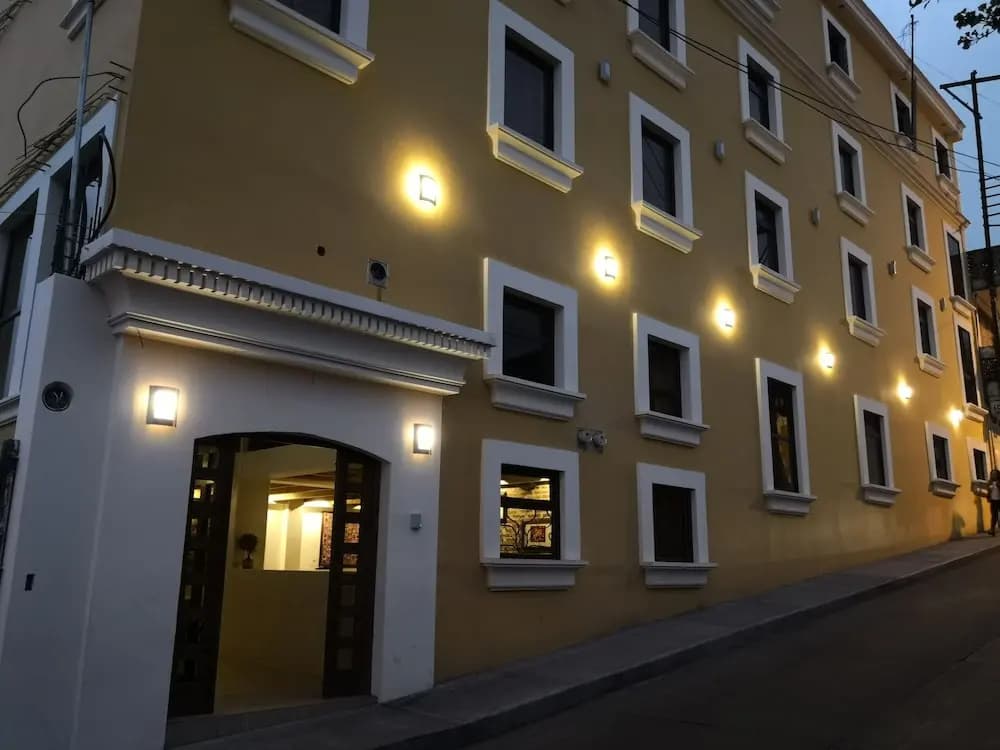 Hotel photo 1