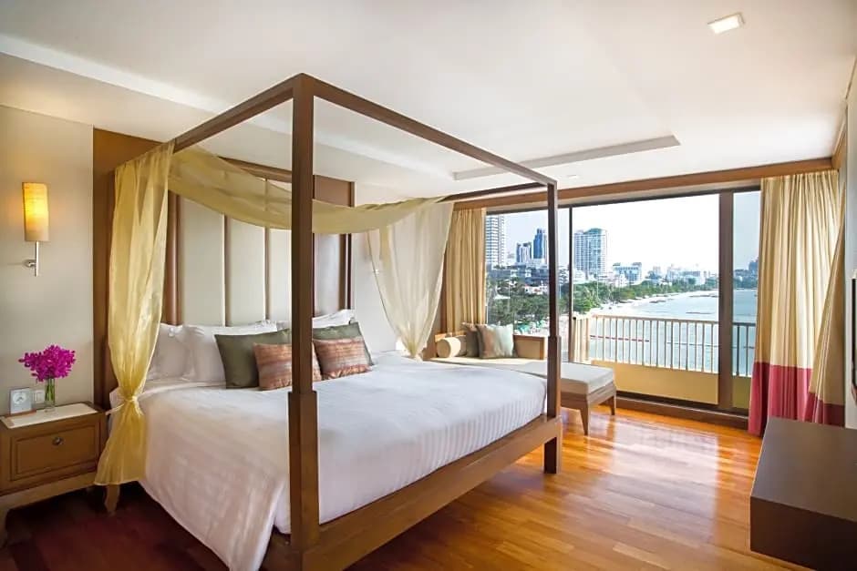 2 Bedrooms Suite