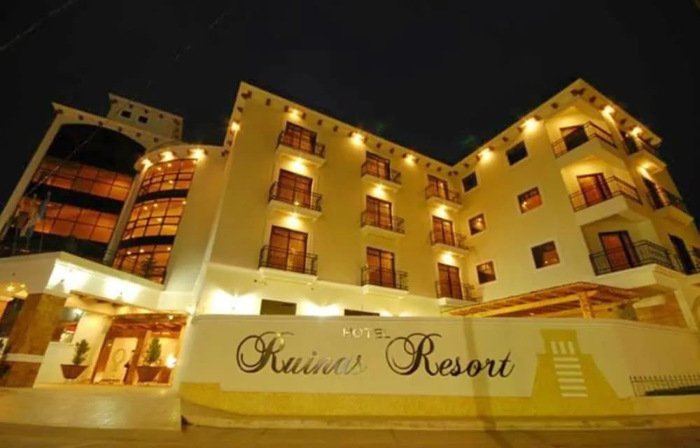 Hotel photo 1