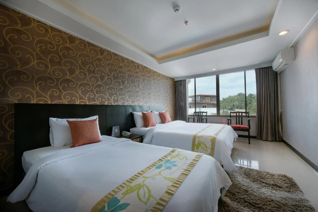 Superior Triple room