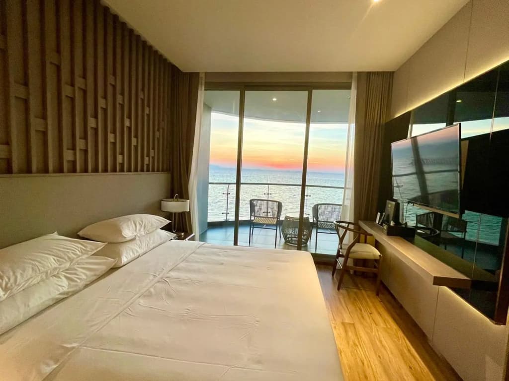 Deluxe room with sea view