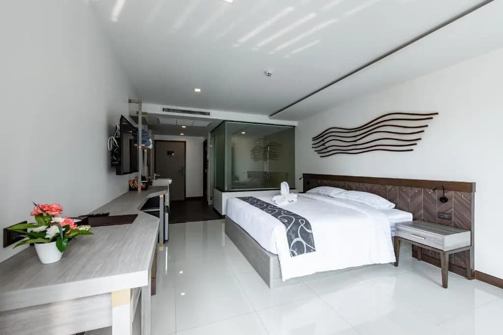 Deluxe Double room full double bed