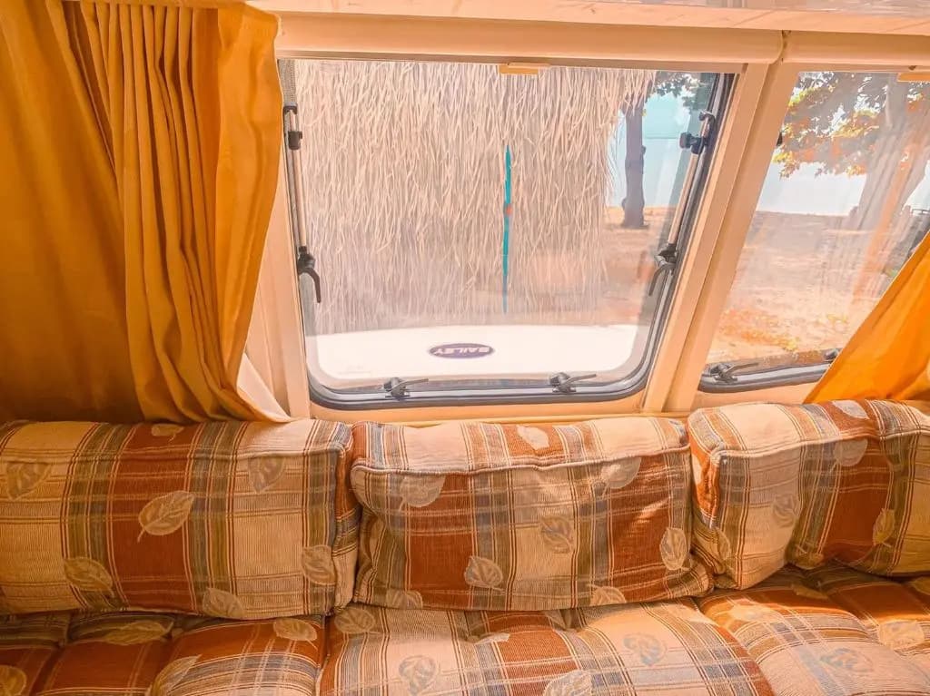 Standard Double room with balcony and with sea view full double bed