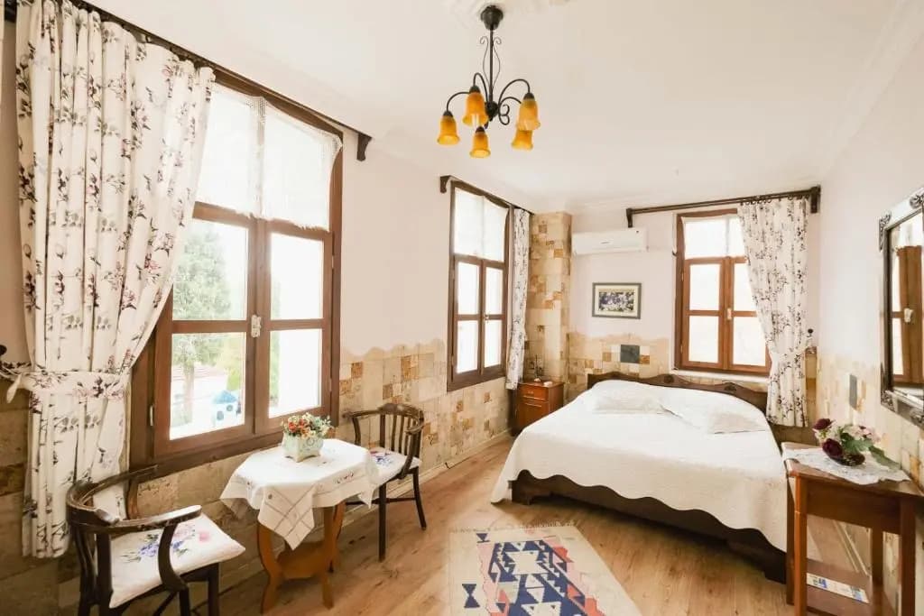 Deluxe Double room with sea view full double bed