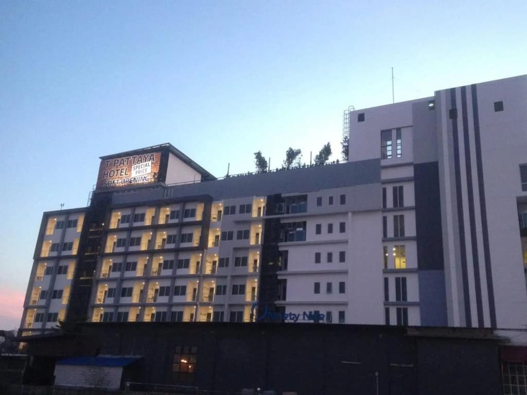 Hotel photo 1