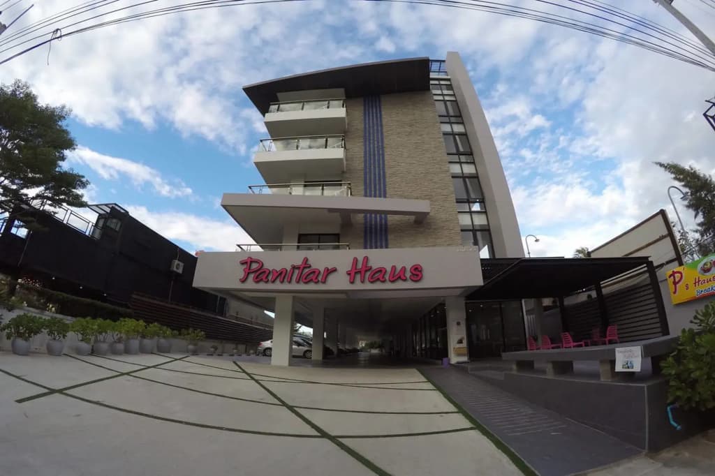 Hotel photo 1