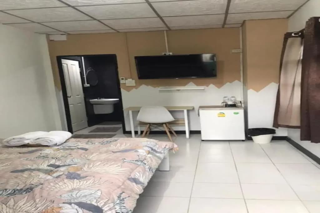 Standard Double room with balcony full double bed