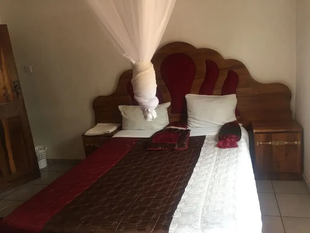 Economy room